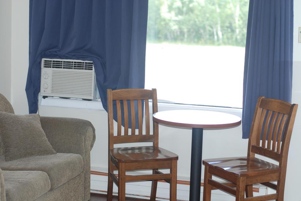 Tantramar Motel Sackville Εξωτερικό φωτογραφία